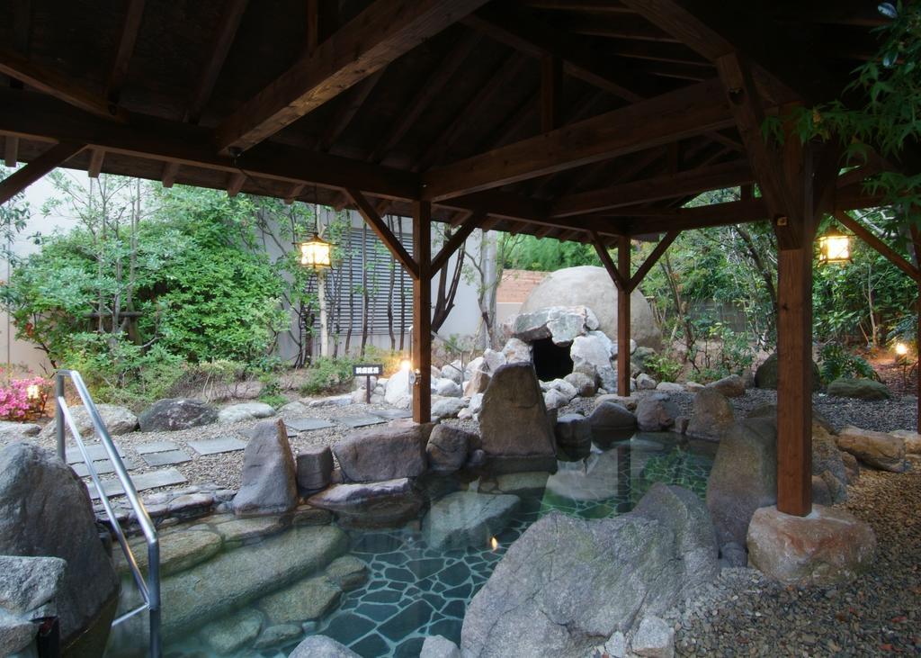 Route Inn Grantia Fukuoka Miyawaka - Wakita Onsen Екстер'єр фото